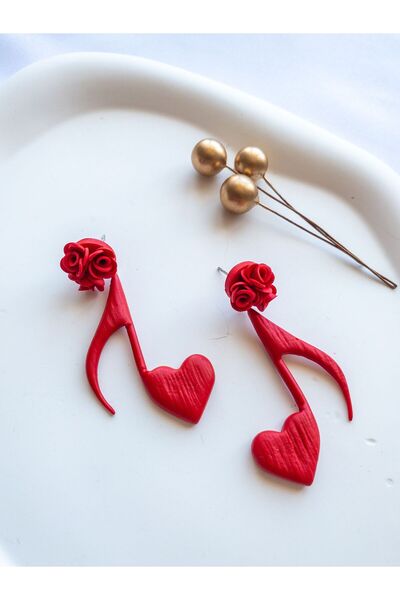 BeuBella Aksesuar Özel Tasarım Kırmızı Polimer Kil Gül Detay Kalpli Nota Küpe