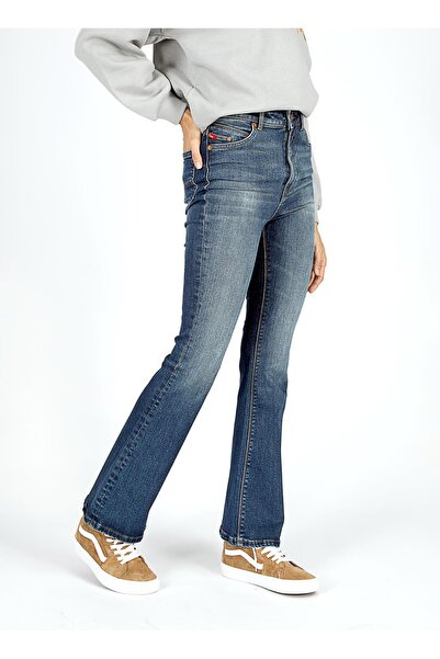 Lee Cooper Normal Bel Normal Paça Flare Mavi Kadın Denim Pantolon 251 LCF 121023 LUNA MOSTAR LIGHT