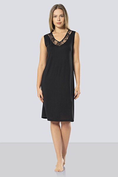 TÜREN Γυναικείο νυχτικό με δαντέλα με λαιμόκοψη σε σχήμα V 3285/Μαύρο