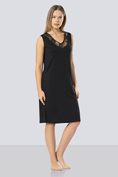 TÜREN Γυναικείο νυχτικό με δαντέλα με λαιμόκοψη σε σχήμα V 3285/Μαύρο
