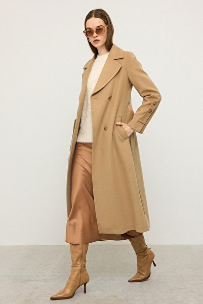 Olcay Limited Edition Coat with Knitted Stitch Detail and Self-Made Pattern Kamel 3134