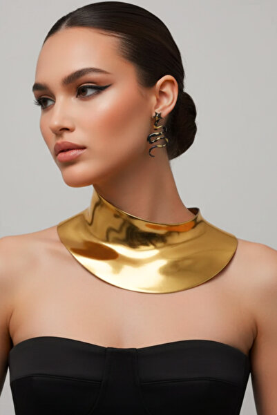 BeuBella Aksesuar El Yapımı Yılan Küpe – Siyah Gold Polimer Kil, Yıldız Başlı...