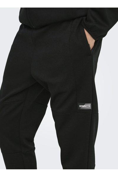 Only & Sons Κανονικό μαύρο ανδρικό παντελόνι ONSLIAM REG PANTS TRACKSUIT NOOS