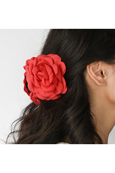 GÜNEBAKAN AKSESUAR مشبك مزلاج منقوش على شكل وردة