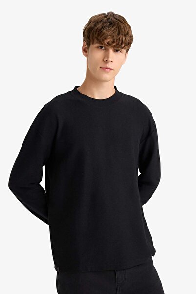 DeFacto Boxy Fit Relaxed Cut Crew Neck Soft Fabric Basic Plain Sweatshirt F4642Ax25Au