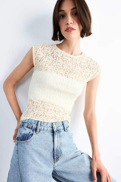 DeFacto Fitted Crew Neck Lace Tank Top F9156Ax25Sm