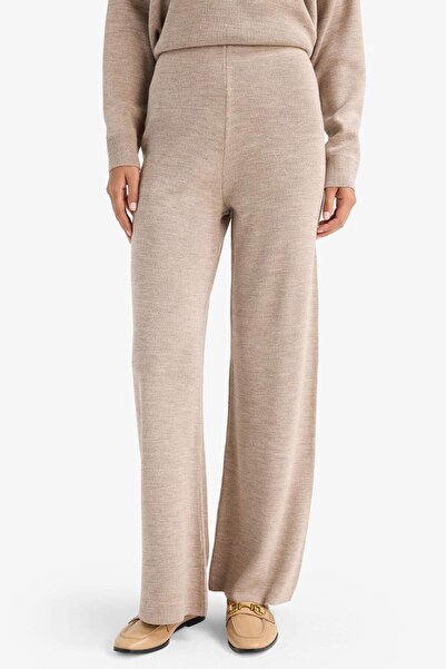 DeFacto Wide Leg Geniş Bol Paça Triko Pantolon F2918AX25AU