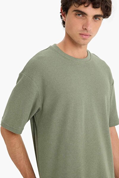 DeFacto Boxy Fit Relaxed Fit Crew Neck Textured Short Sleeve T-Shirt E4838Ax25Au