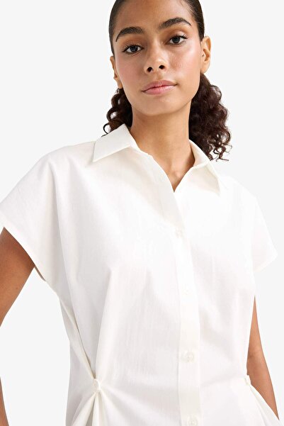 DeFacto Fitted Poplin Kısa Kollu Gömlek F7313AX25AU