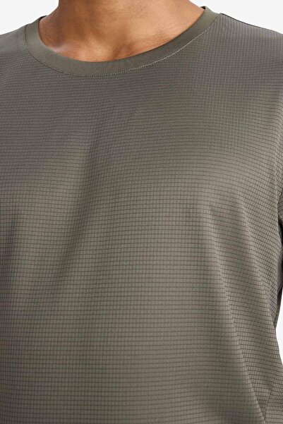 DeFacto DeFactoFit Slim Fit Slim Fit Crew Neck Γρήγορο Στέγνωμα Αναπνεύσιμο Εύκαμπτο Ύφασμα Αθλητικό με στάμπα