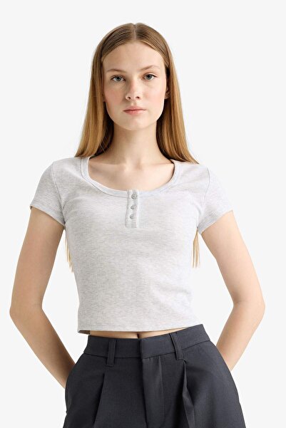 DeFacto Coool Fitted Round Neck Corded Fabric Ribbed Knit Short Sleeve T-Shirt F5185Ax25Sm