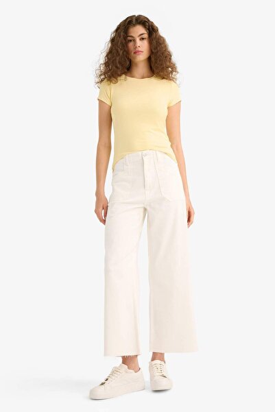 DeFacto Slim Fit Tight Fit Crew Neck Basic Plain Short Sleeve T-Shirt F7768Ax25Au