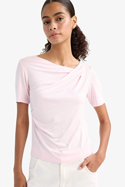 DeFacto Slim Fit T-Shirt mit schmaler Passform und Rundhalsausschnitt und kurzen Ärmeln F8008AX25AU