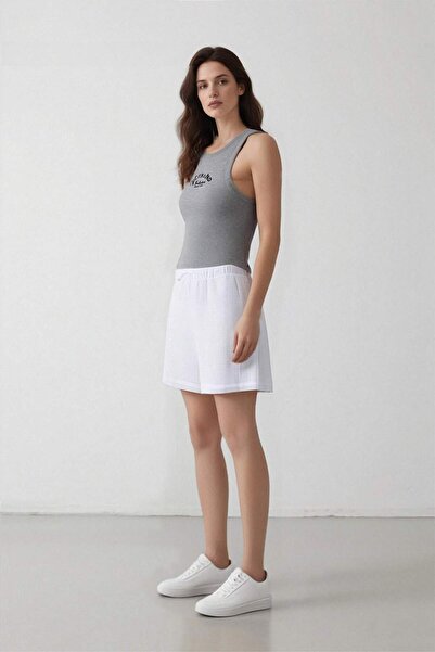 DeFacto Yeni Sezon Relax Fit Yüksek Bel Kısa Paça Beyaz Müslin Şort