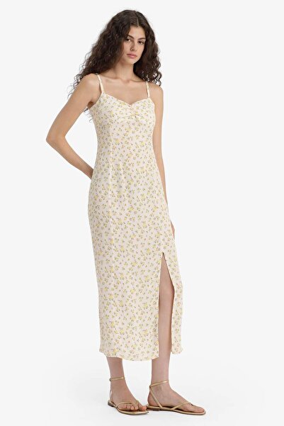 DeFacto Bodycon Vücudu Saran Kalp Yaka Çiçek Desenli Maroken Askılı Midi Elbise C0960AX25SM