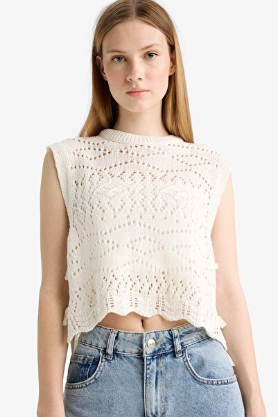 DeFacto Coool Slim Fit Dar Kesim Bisiklet Yaka Yan Bağcıklı Kroşe Süveter F4008AX25SM