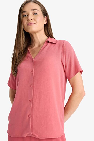 DeFacto Regular Fit Kaçık Yaka Krinkıl Viskon Kısa Kollu Gömlek F5835AX25SM