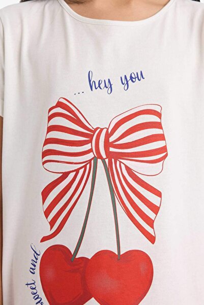 DeFacto Kız Çocuk Pijama Takımı Baskılı Kısa Kollu Üst Beli Lastikli Şort E0667A825HS