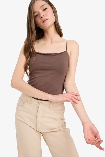 DeFacto Fitted Square Neck Basic Plain Strap Tank Top F5196Ax25Sm