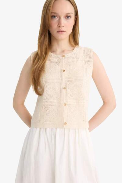 DeFacto Boxy Fit Crew Neck Button Lace Vest F1814Ax25Sm