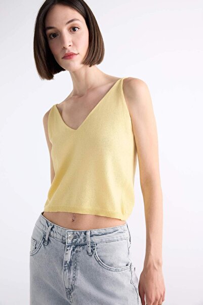 DeFacto V Yaka Crop Askılı Triko Bluz F7499AX25SM