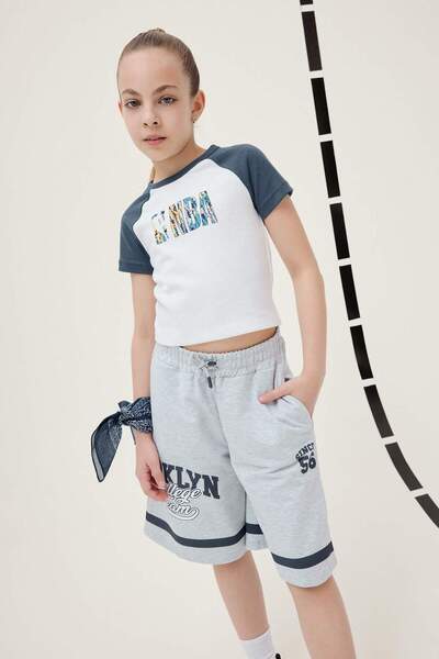 DeFacto Girls Nba Wordmark Fitted Crew Neck Rib Short Sleeve T-Shirt E7629A825Hs