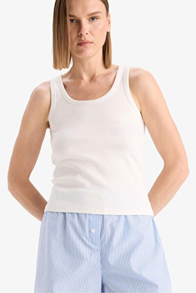 DeFacto Regular Fit Yuvarlak Yaka Kolsuz Ribana Pijama Üstü-Fall in Love F0110AX25SM