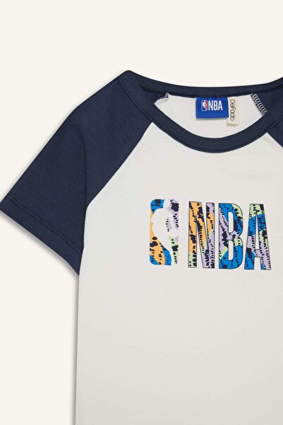 DeFacto Girls Nba Wordmark Fitted Crew Neck Rib Short Sleeve T-Shirt E7629A825Hs