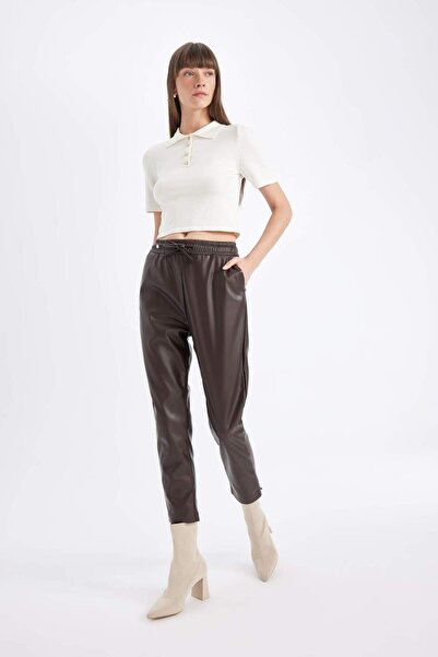 DeFacto Jogger Yüksek Bel Cepli Suni Deri Pantolon X8320AZ24WN