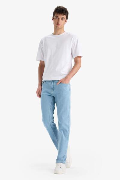 DeFacto Sergio Regular Fit Normal Kalıp Normal Bel Boru Paça Jean Pantolon E7268AX25SM