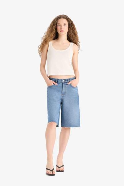 DeFacto Loose Fit Round Neck White Knitwear Look Undershirt F1885Ax25Sm