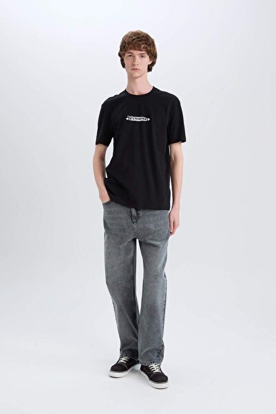 DeFacto 100% βαμβακερό κοντομάνικο μπλουζάκι με κανονική εφαρμογή με λαιμόκοψη E3783AX25SM