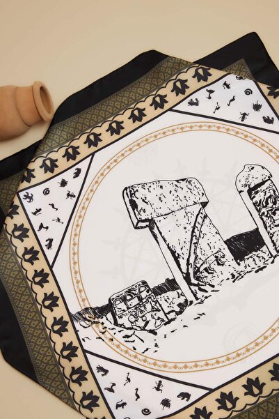 DeFacto Γυναικείο κασκόλ με θέμα Göbeklitepe F5208AXNS