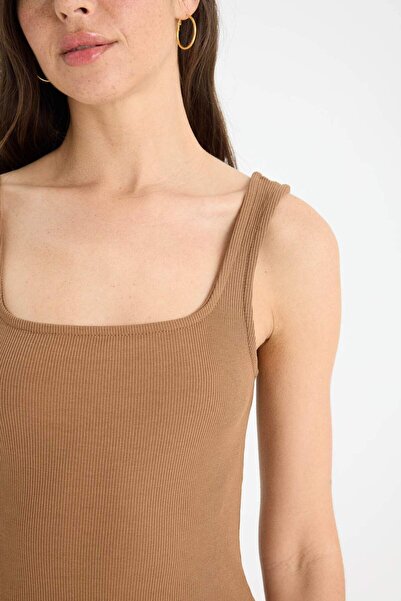DeFacto Bodycon Vücudu Saran Kare Yaka Fitilli Kaşkorse Askılı Midi Yazlık Elbise Z7577AZ25SM