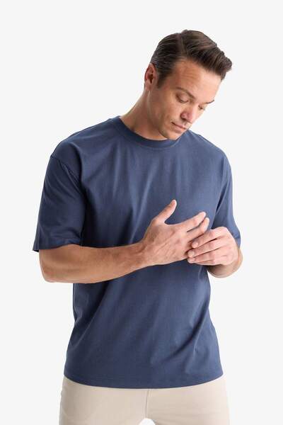 DeFacto 100% Cotton Oversize Wide Fit Crew Neck Basic Plain Short Sleeve T-Shirt T7037Az25Sm