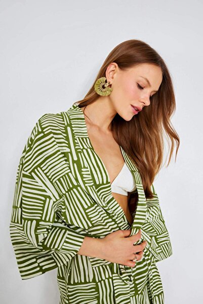 DeFacto Regular Fit Desenli Kuşaklı Pamuklu Kimono-Fall in Love D0453AX25SP