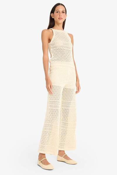 DeFacto Ανοιχτόχρωμο μπλουζάκι με λαιμόκοψη και ανοιχτόχρωμο σχέδιο F1495AX25SM