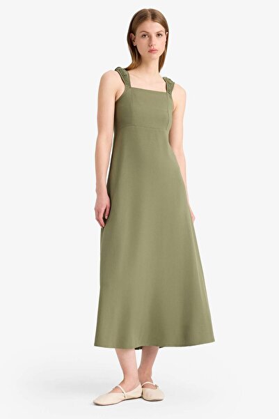 DeFacto Kare Yaka Keten Karışımlı Kısa Kollu Midi Yazlık Elbise F3198AX25SM