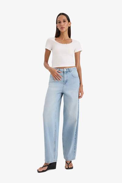 DeFacto Fitted Lace Collar Short Sleeve White T-Shirt E9915Ax25Sm