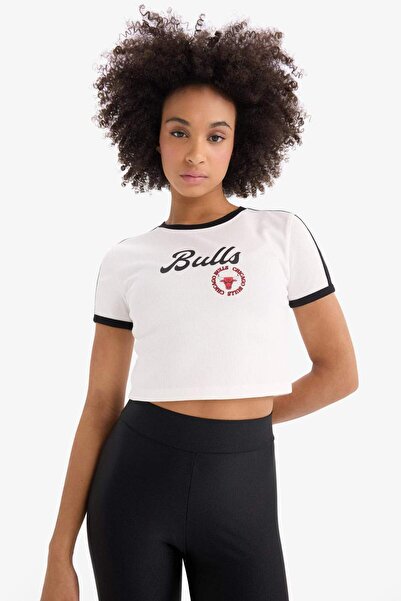 DeFacto Defactofit Nba Chicago Bulls Slim Fit Slim-Fitting Crew Neck Sports Ribbed Camisole Short Sleeve T-Shirt