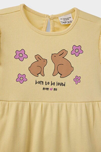 DeFacto Kız Bebek Yenidoğan Baskılı Fitilli Kaşkorse Kısa Kollu Tulum E7950A525SM