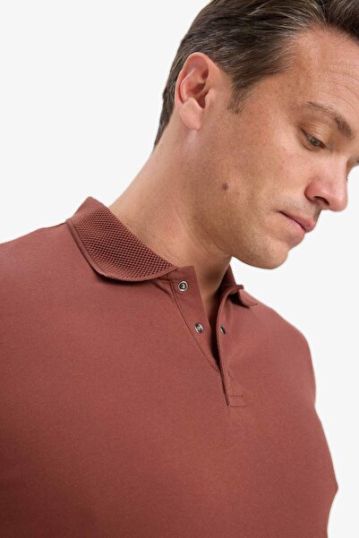 DeFacto Slim Fit karcsúsított póló nyakú, rövid ujjú texturált alap egyszínű póló T5259AZ25SM