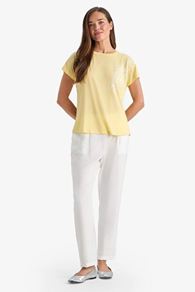 DeFacto Wide Leg Cep Detaylı Esnek Belli Düz Paça Beyaz Pantolon F0994AX25SM