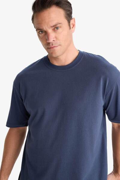 DeFacto 100% Cotton Oversize Wide Fit Crew Neck Basic Plain Short Sleeve T-Shirt T7037Az25Sm