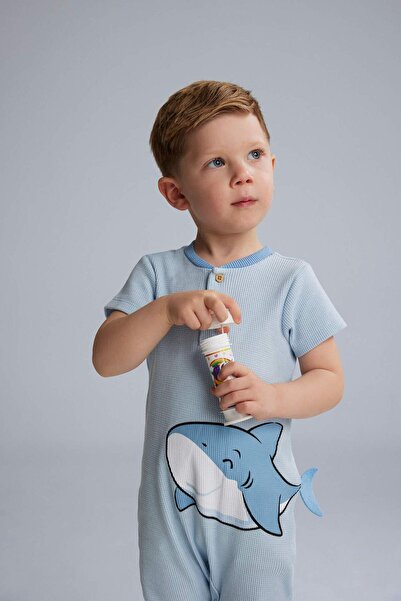 DeFacto Erkek Bebek Yenidoğan Köpek Balığı Baskılı Kısa Kollu Waffle Tulum E7939A525SM