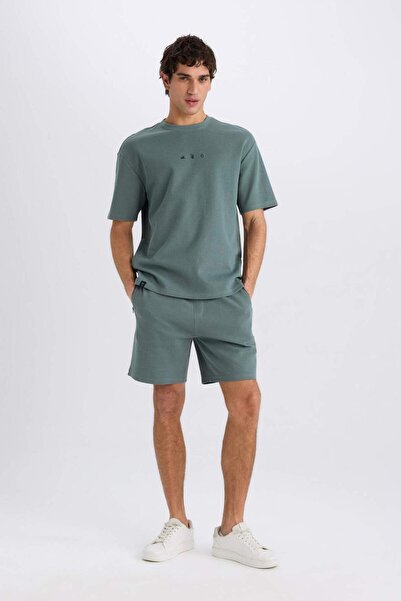 DeFacto Regular Fit Düz Paça Cepli Basic Düz Şort B8792AX25SM