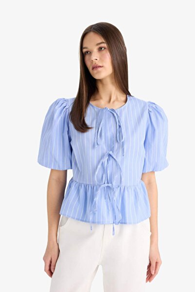 DeFacto Regular Fit Bisiklet Yaka Çizgili Önden Bağlamalı Poplin Kısa Kollu Bluz E2670AX25SP
