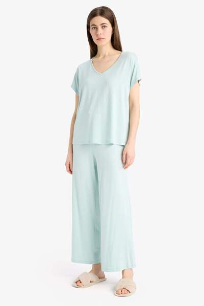 DeFacto Pijama Takımı Viskon Kısa Kollu Üst Beli Lastikli Uzun Alt-Fall in Love E0264AX25SP