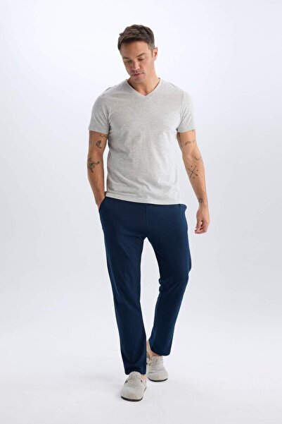 DeFacto 100% Cotton Regular Fit V-Neck Cotton Basic Plain Short Sleeve T-Shirt D7938Ax25Sp