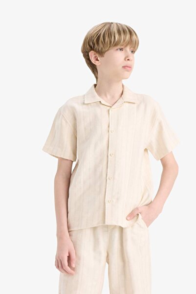 DeFacto Erkek Çocuk Oversize Geniş Kalıp Polo Yaka Kısa Kollu Gömlek E5831A825HS